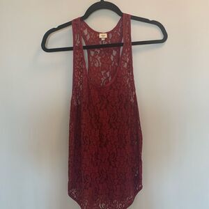 Aritzia Wilfred red lace tank overlay size small